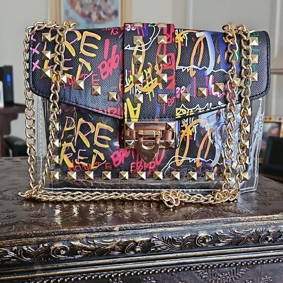 Handbags - NWOT Colorful black graffiti crossbody/shoulder bag with gold chain.